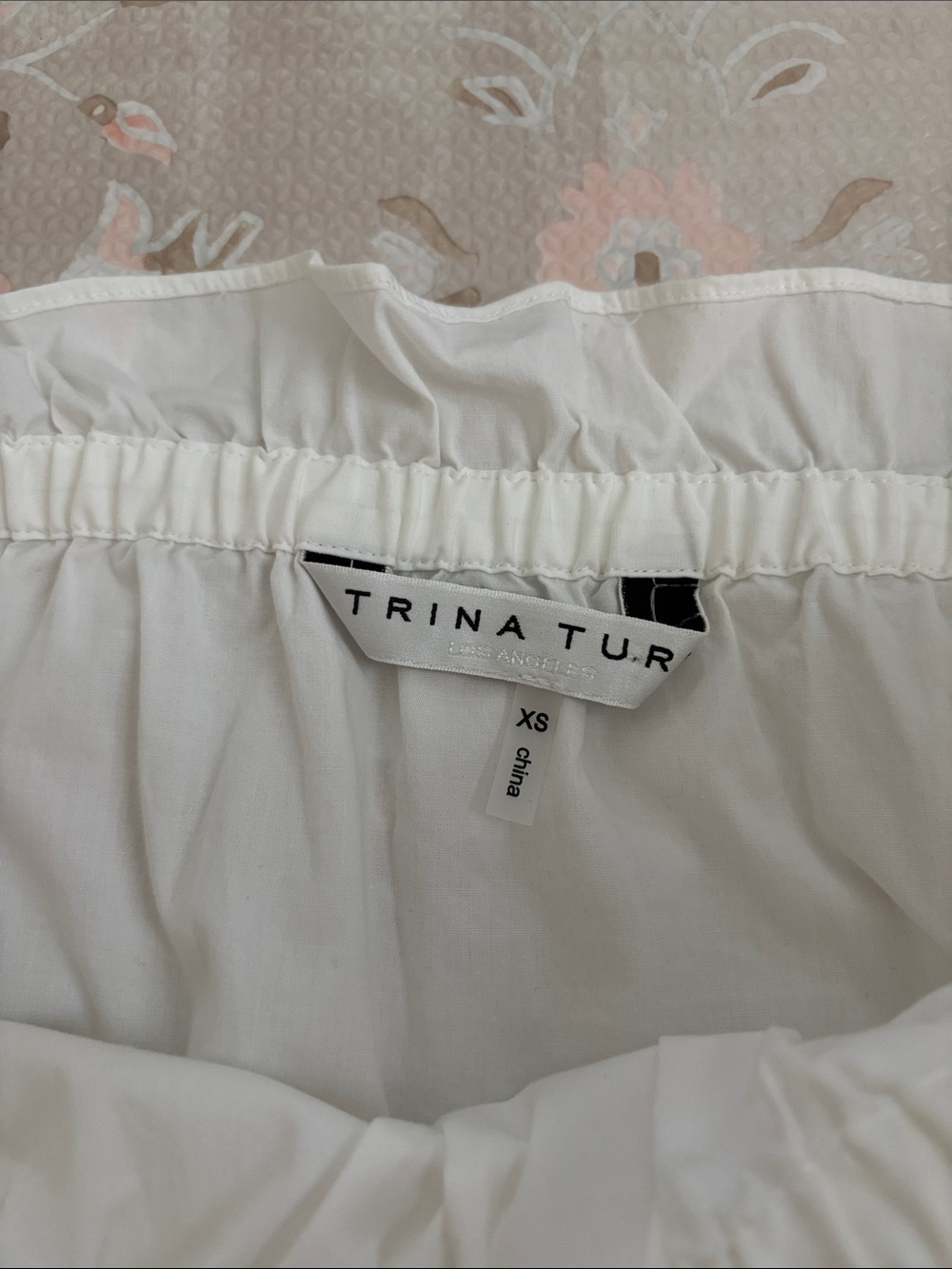 Trina Turk White Off-Shoulder Ruffle Top - Picture 2 of 7